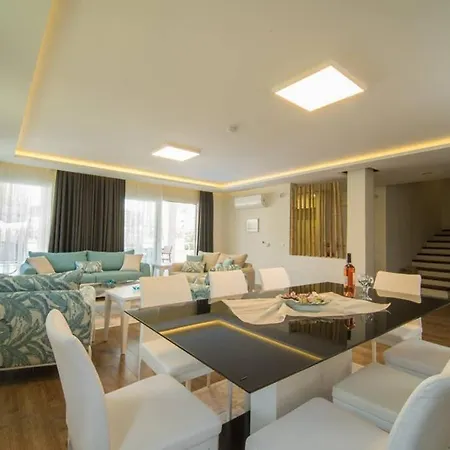 빌라 Crescent Twins- Blue 달리안