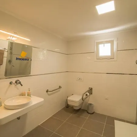 Crescent Twins- Blue * 달리안