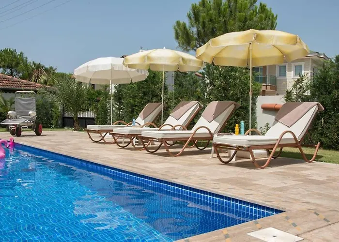 Villa Crescent Twins- Blue