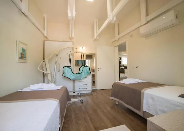 Crescent Twins- Blue * Dalyan